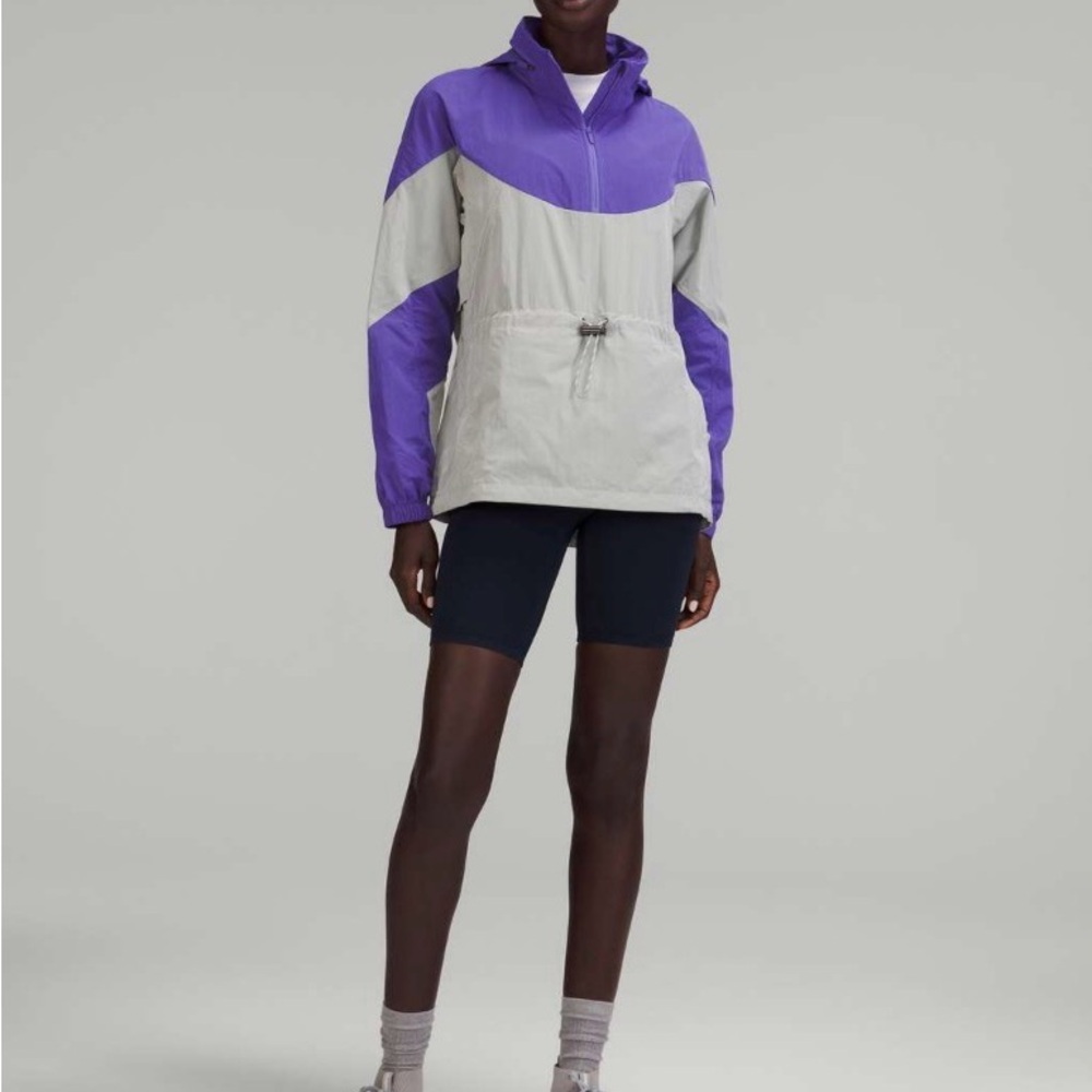 Lululemon Evergreen Anorak
Charged Indigo / Seal Grey Size‎ 10